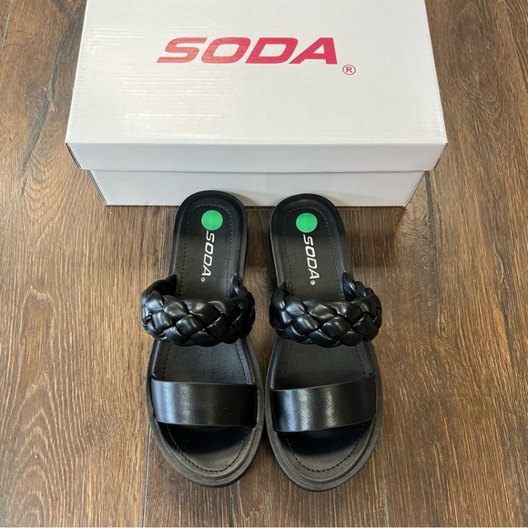 🆕 SODA slip on braided sandal SZ 8.5 - Picture 2 of 3